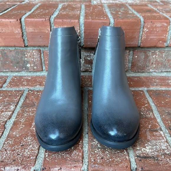 Propét Women's Size 7.5 Charcoal Taneka Full Zip Tweed Accent Leather Ankle Boot - Picture 2 of 7